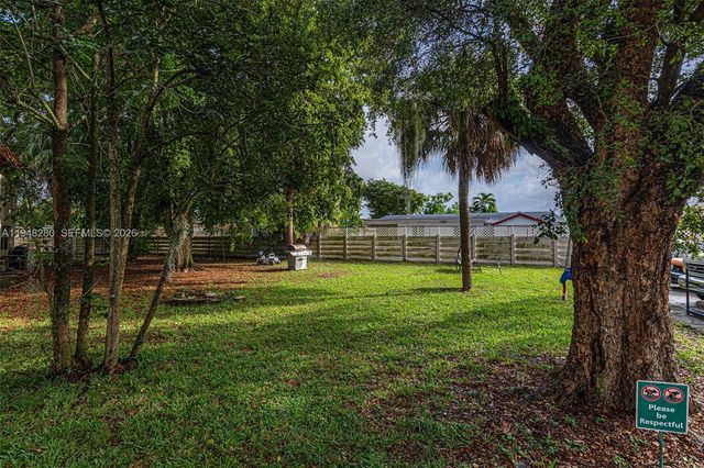 7830 NW 33rd St 504, Davie, FL 33024