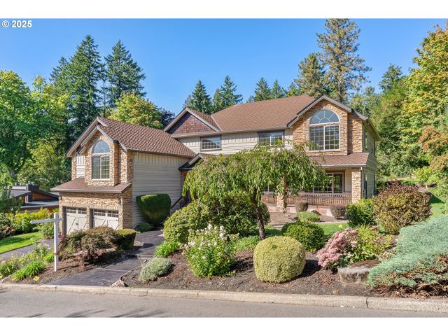 6145 Sw SWEETBRIAR Ct, Portland, OR 97221
