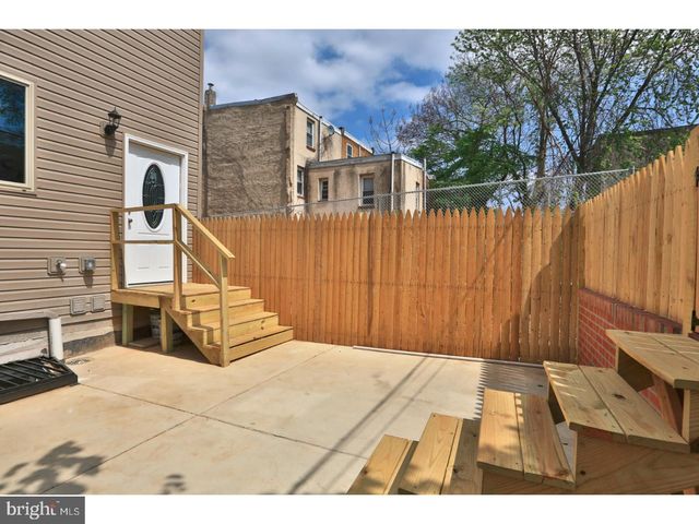 1626 W STILES ST, Philadelphia, PA 19121
