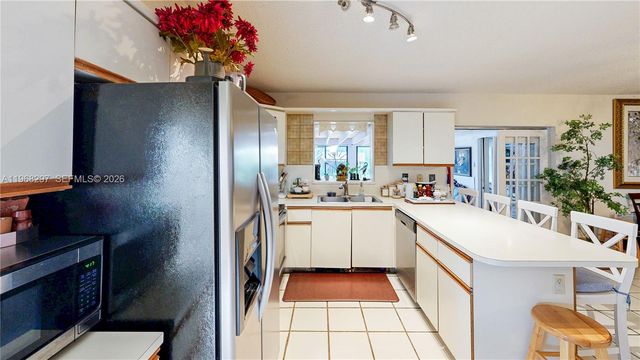 14543 SW 97th St, Miami, FL 33186