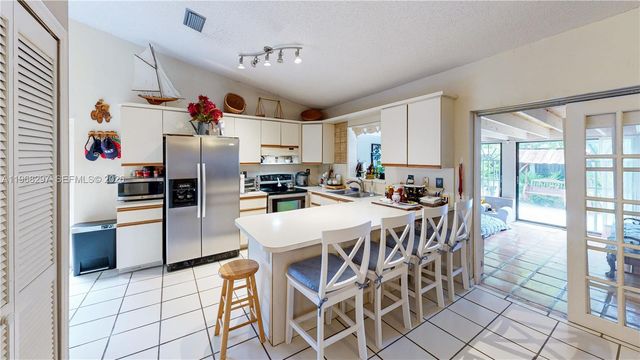 14543 SW 97th St, Miami, FL 33186