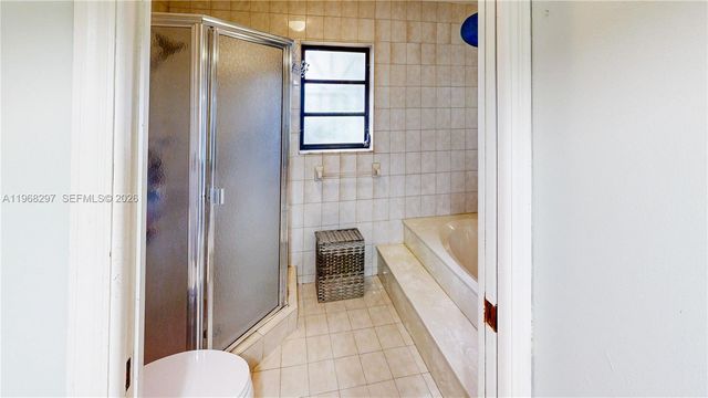 14543 SW 97th St, Miami, FL 33186