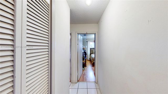 14543 SW 97th St, Miami, FL 33186