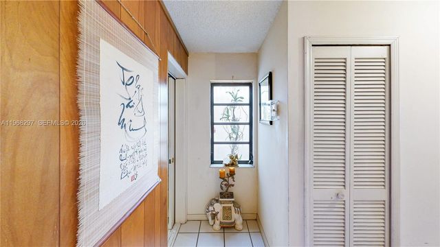 14543 SW 97th St, Miami, FL 33186