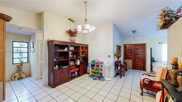 14543 SW 97th St, Miami, FL 33186