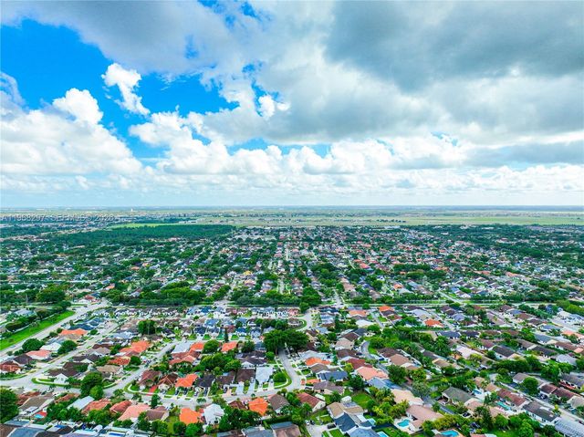 14543 SW 97th St, Miami, FL 33186