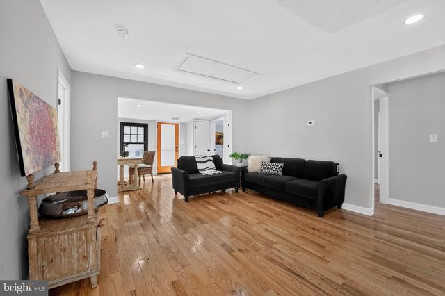 4922 DOGWOOD ST, Shady Side, MD 20764