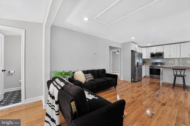 4922 DOGWOOD ST, Shady Side, MD 20764