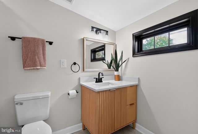 4922 DOGWOOD ST, Shady Side, MD 20764
