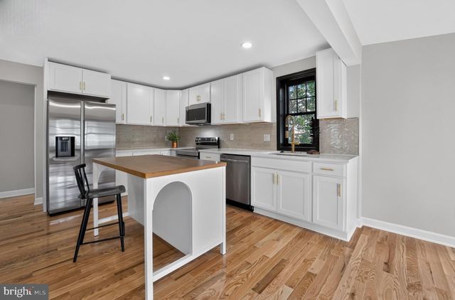 4922 DOGWOOD ST, Shady Side, MD 20764