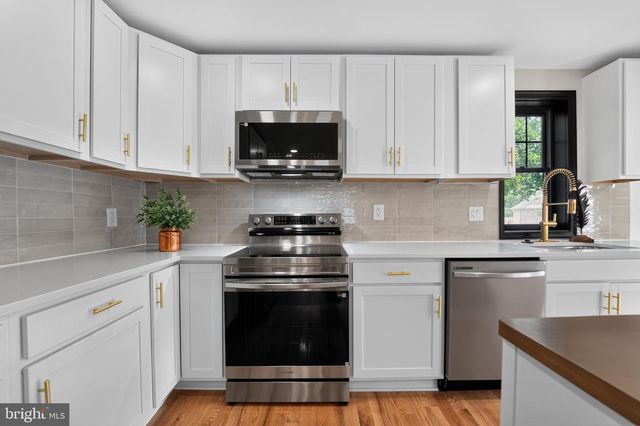 4922 DOGWOOD ST, Shady Side, MD 20764