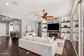 1121 E CLOVEFIELD Street, Gilbert, AZ 85298