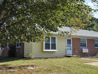 5 Alden Court, A, Whiting, NJ 08759