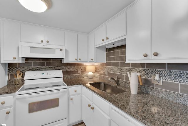 925 Cleveland Street Unit 35, Greenville, SC 29601