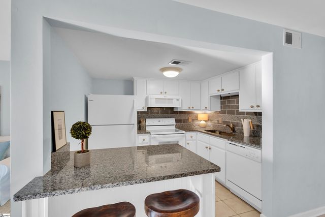 925 Cleveland Street Unit 35, Greenville, SC 29601