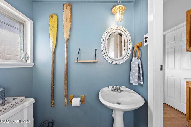 79 Dolphin Road, Tuckerton, NJ 08087