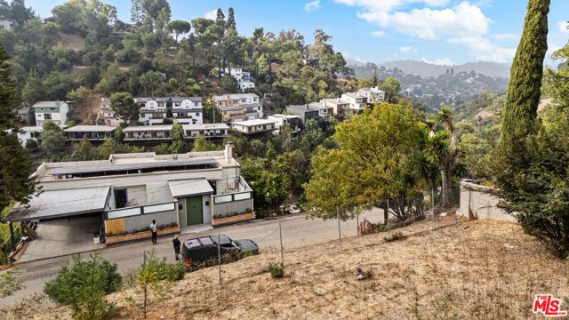 811 Oneonta Drive, Los Angeles, CA 90065