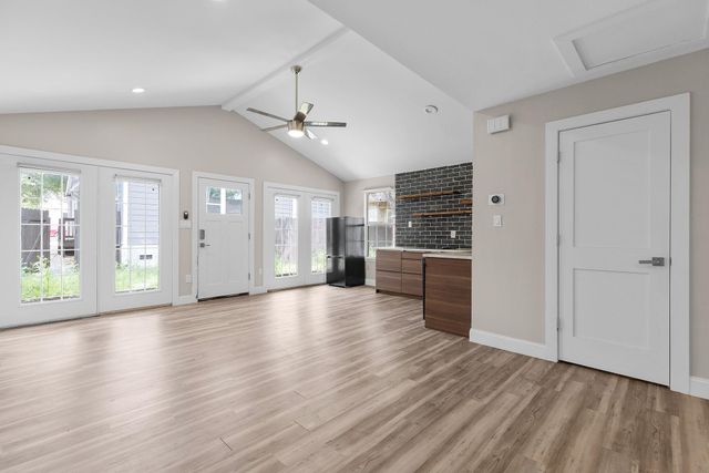 3909 Willbert RD B, Austin, TX 78751