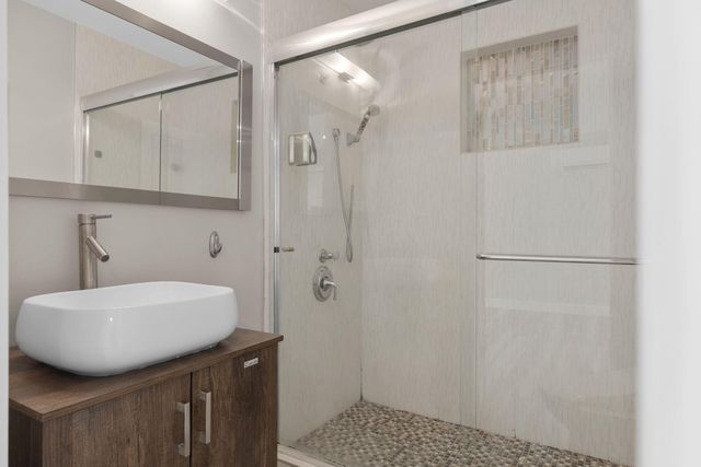 3909 Willbert RD B, Austin, TX 78751