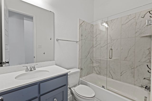 960 Knoxbridge Road, Forney, TX 75126