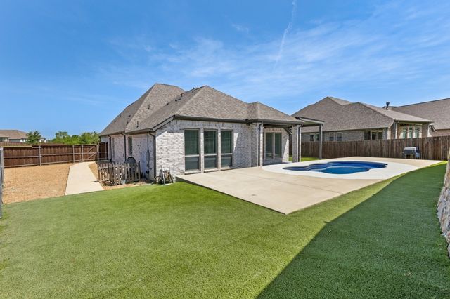 960 Knoxbridge Road, Forney, TX 75126