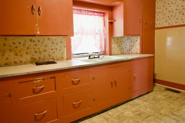 320 Marsh Dr, Sparta, TN 38583