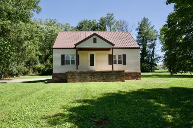 320 Marsh Dr, Sparta, TN 38583