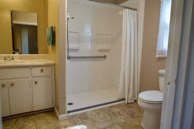 320 Marsh Dr, Sparta, TN 38583