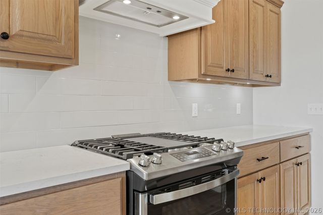 316 Emery Lane, Bartlesville, OK 74006