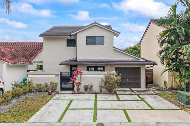 9645 SW 151st Ave, Miami, FL 33196