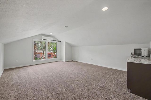 4705 N BOULEVARD, Tampa, FL 33603