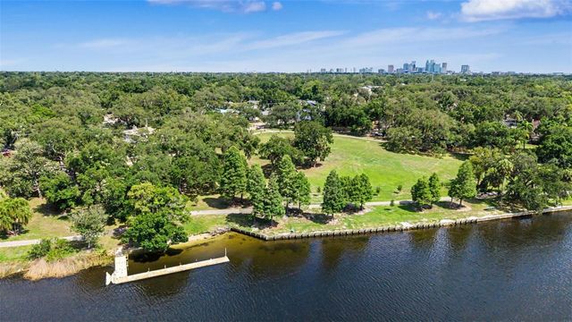 4705 N BOULEVARD, Tampa, FL 33603