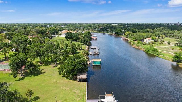 4705 N BOULEVARD, Tampa, FL 33603
