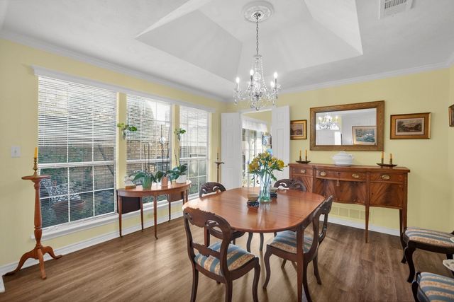 7074 Regalview Circle, Dallas, TX 75248