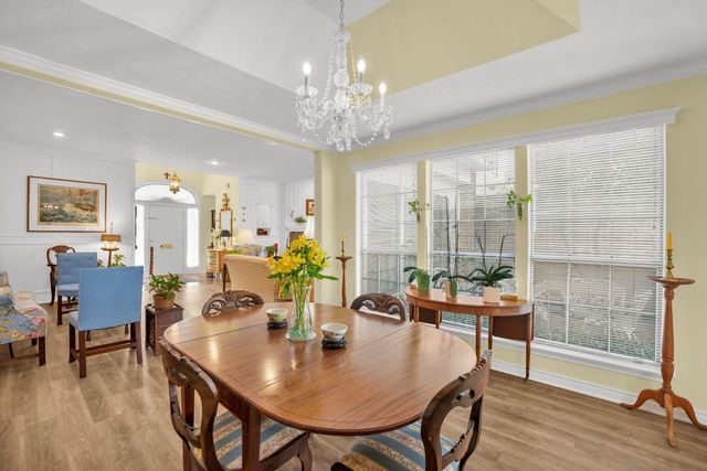 7074 Regalview Circle, Dallas, TX 75248