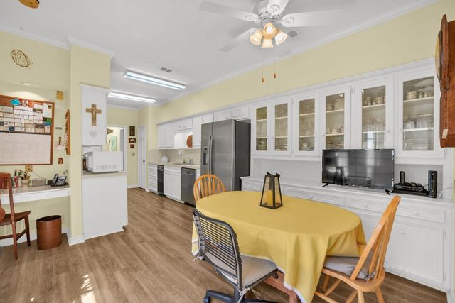 7074 Regalview Circle, Dallas, TX 75248