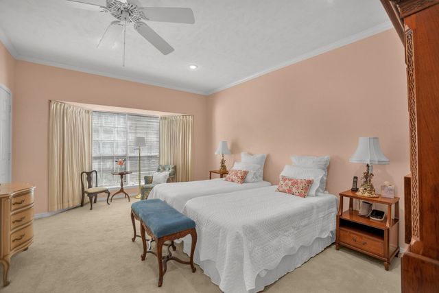 7074 Regalview Circle, Dallas, TX 75248