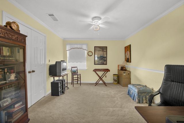 7074 Regalview Circle, Dallas, TX 75248