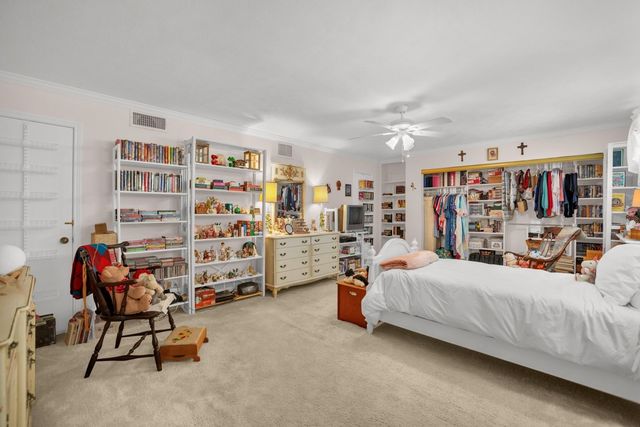 7074 Regalview Circle, Dallas, TX 75248