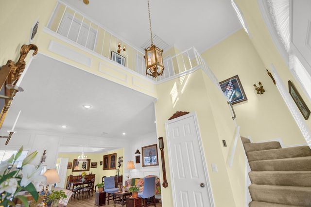 7074 Regalview Circle, Dallas, TX 75248