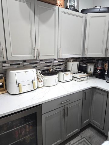 5664 W BOULDER CREEK RD, West Jordan, UT 84081