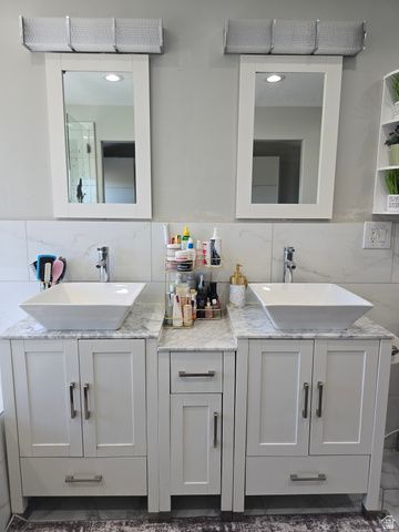 5664 W BOULDER CREEK RD, West Jordan, UT 84081