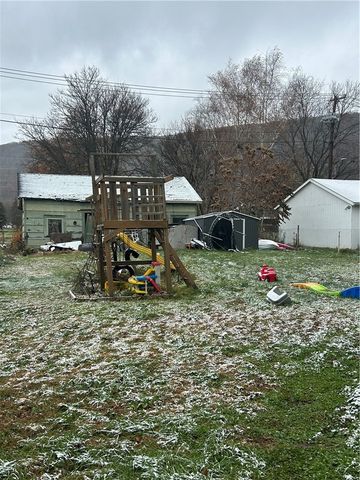 327 Woodview Avenue, Corning City, NY 14830