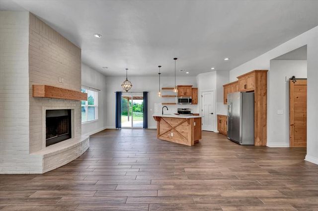 14901 Remington Drive, Newalla, OK 74857