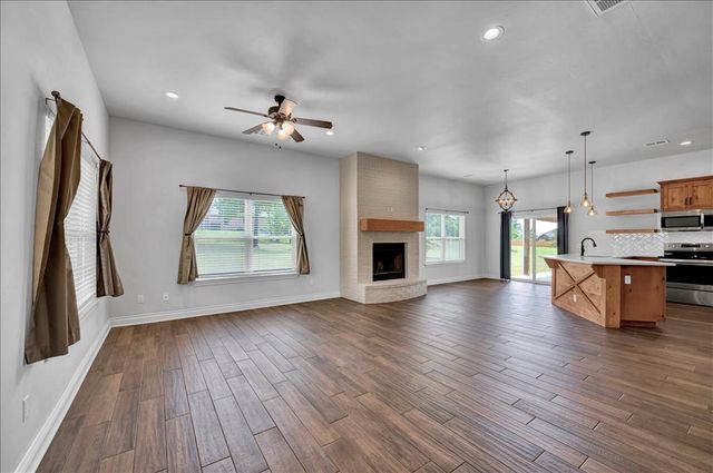 14901 Remington Drive, Newalla, OK 74857