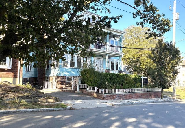 7 Nichols St 1, Chelsea, MA 02150