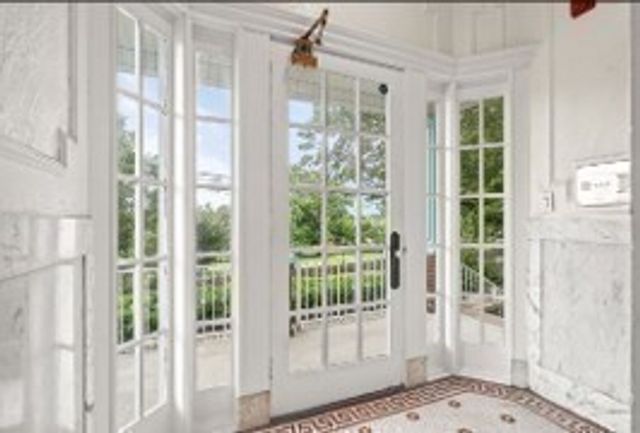 7 Nichols St 1, Chelsea, MA 02150