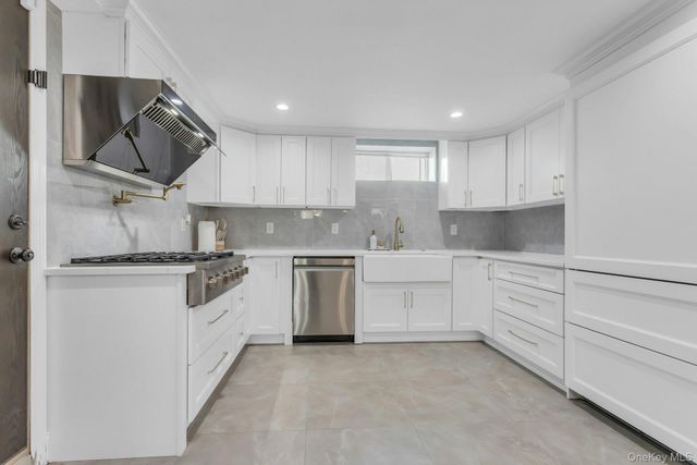 145-75 6th Avenue, Whitestone, NY 11357