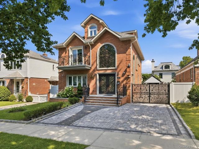 145-75 6th Avenue, Whitestone, NY 11357