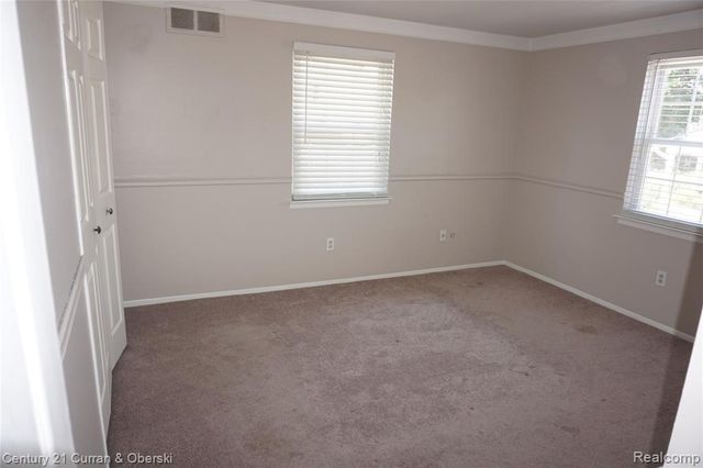 20905 E Glen Haven Circle, Northville, MI 48167